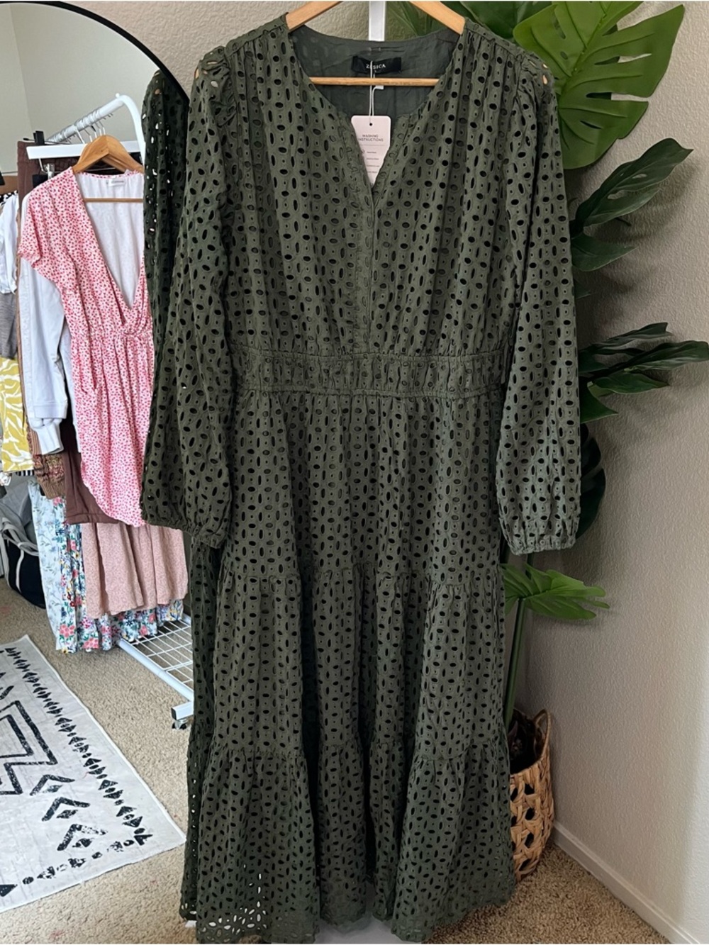 ✨ Olive Boho Eyelet Long Sleeve Tiered Maxi Dress Sz L NWT | Feminine Chic